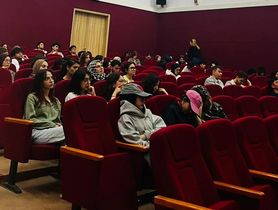 Güzel Sanatlar Fakültesi Öğrencilerine Yönelik Seminer Gerçekleştirildi